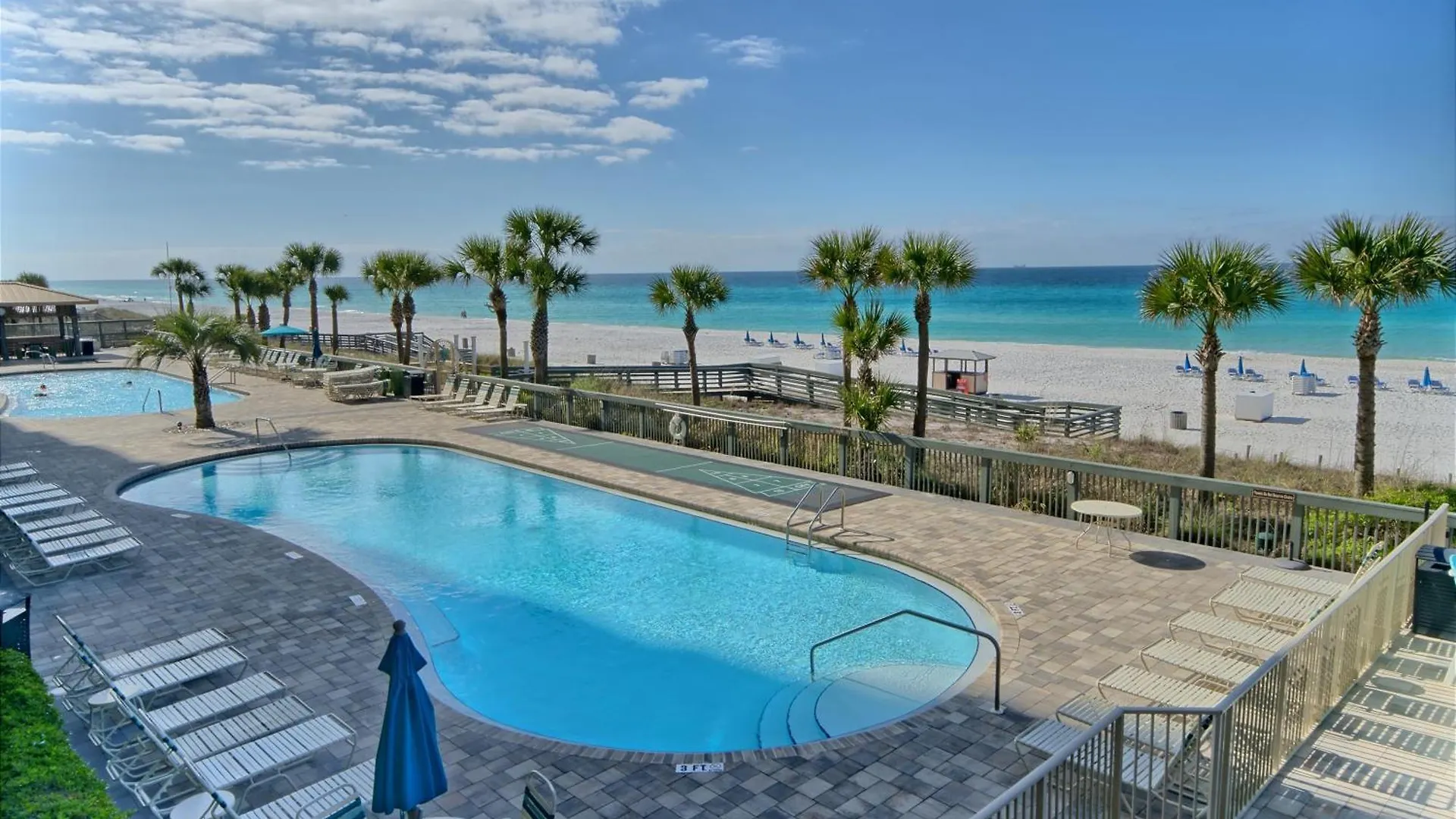 Modern Oceanfront Retreat, Spacious Balcony - 0207 Condo Panama City Beach Lägenhet